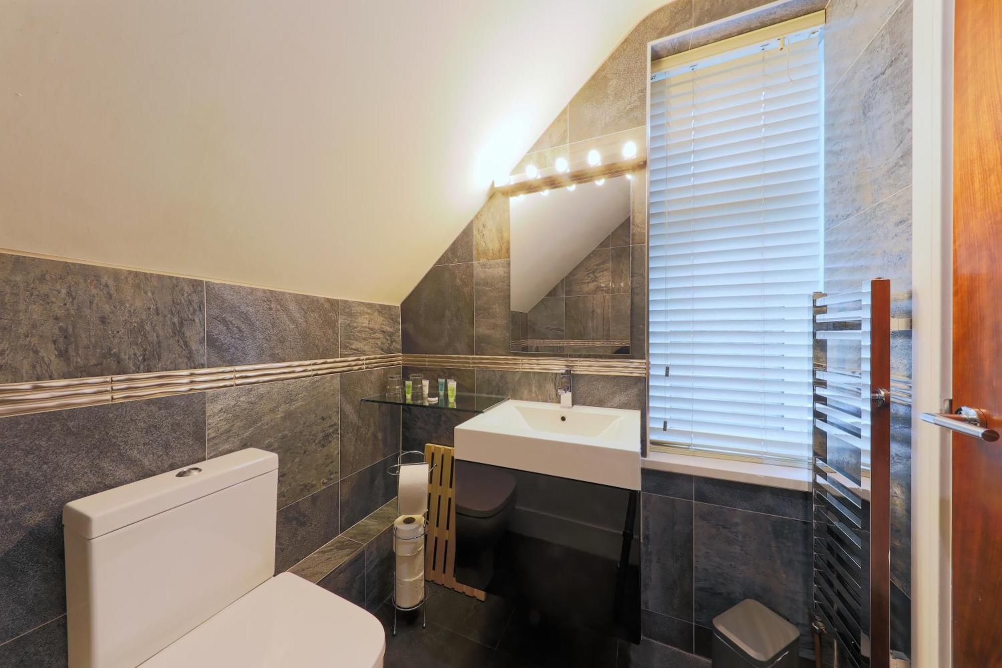 Stay 2A Boutique Rooms Фолкстон Екстериор снимка